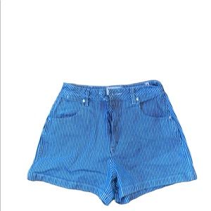 Wrangler “hi bells” blue and white striped jean shorts size 26